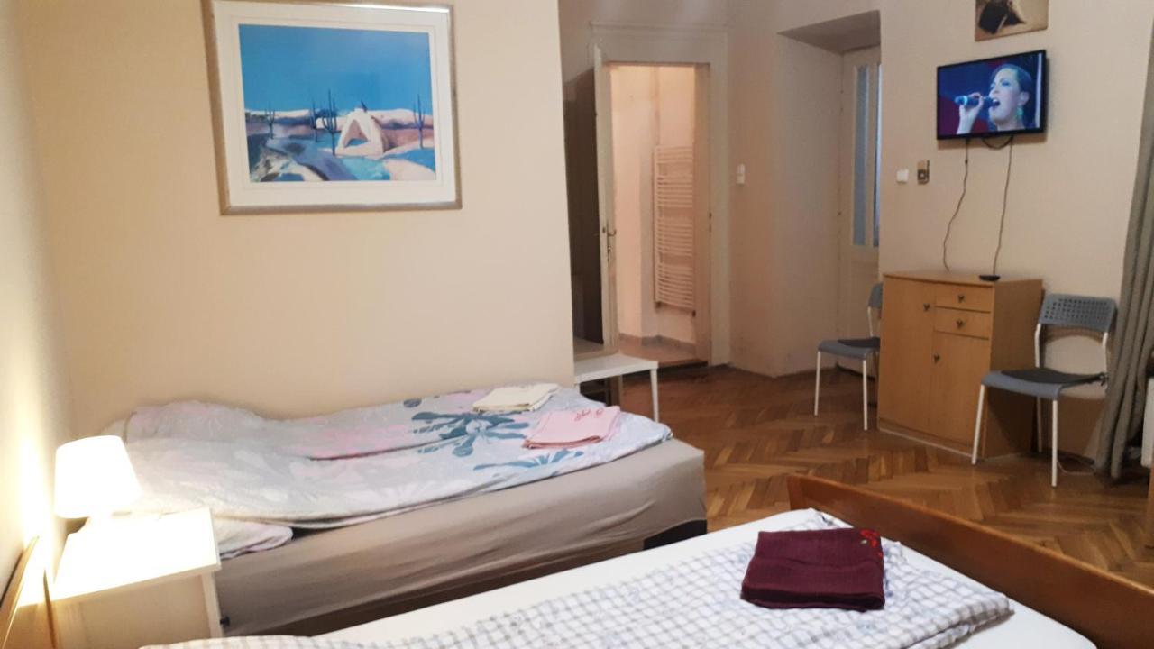 Garibaldi Apartman Apartment Budapest Exterior photo